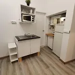 Party Zone Hostel *