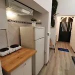 Party Zone Hostel *