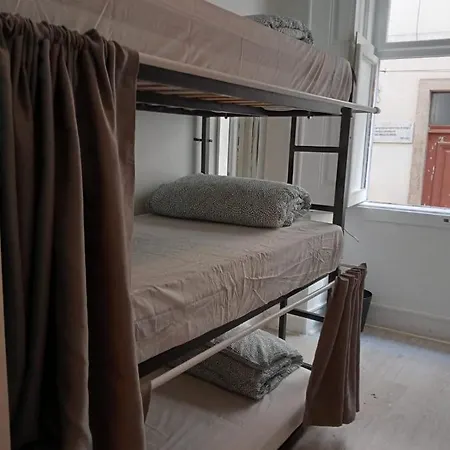 Party Zone Hostel *