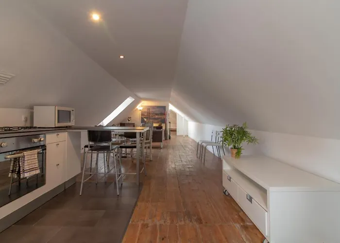 Hostel Party Zone Lisbon